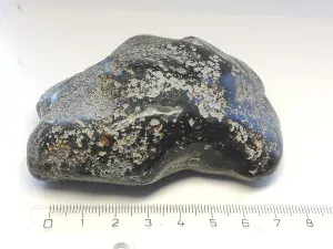 Křídový jantar B-192