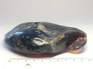 Křídový jantar B-200