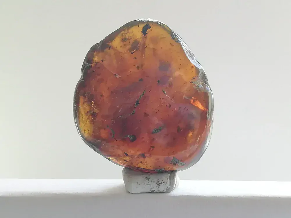 Křídový jantar B-175