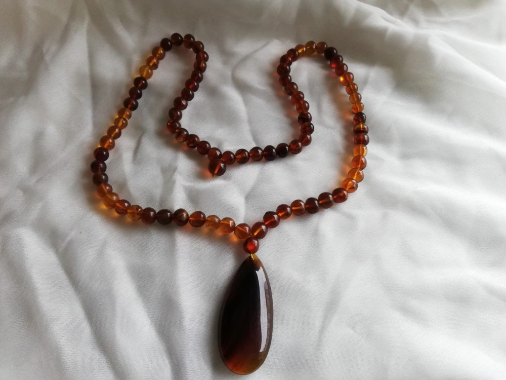 Náhrdelník z myanmarského jantaru PB-45